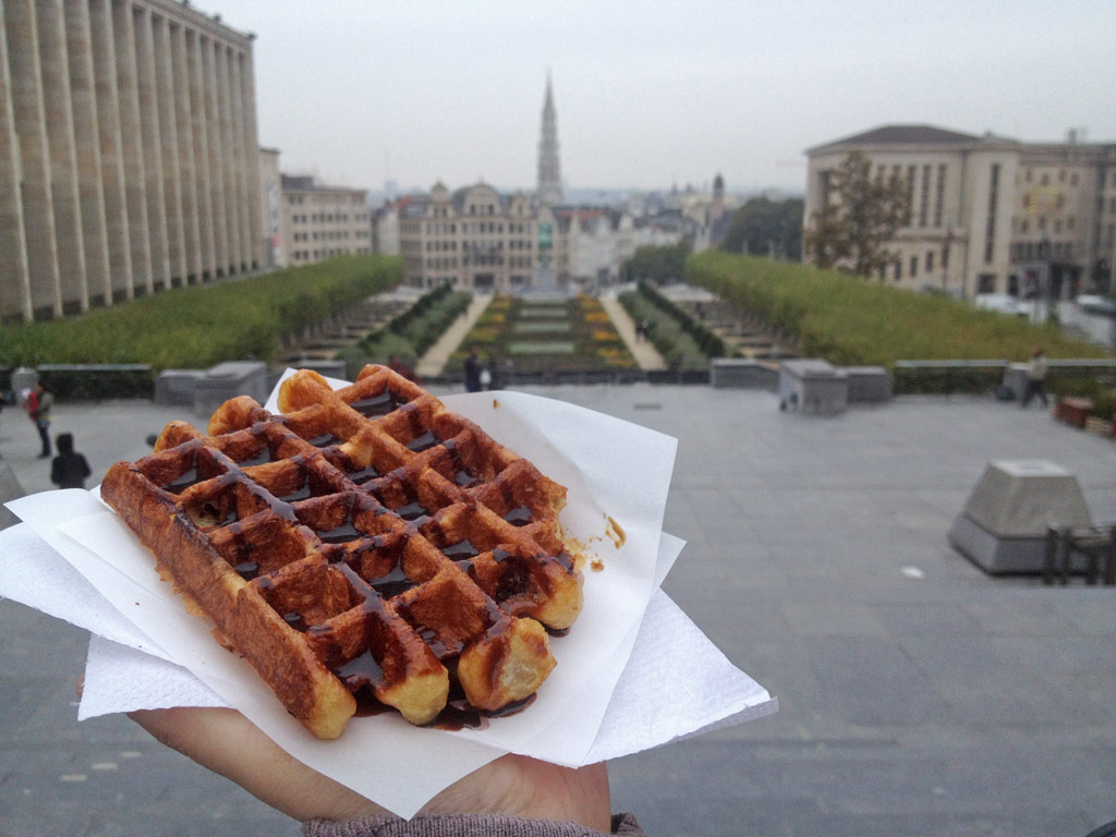 48 Stunden Brüssel: Waffeln, Pommes und Kakao | Moments of Travel